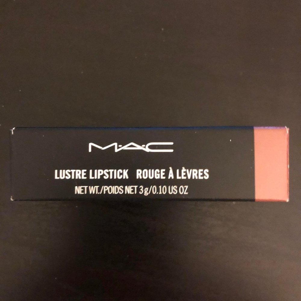MAC Lustre Lipstick Rouge A Levres